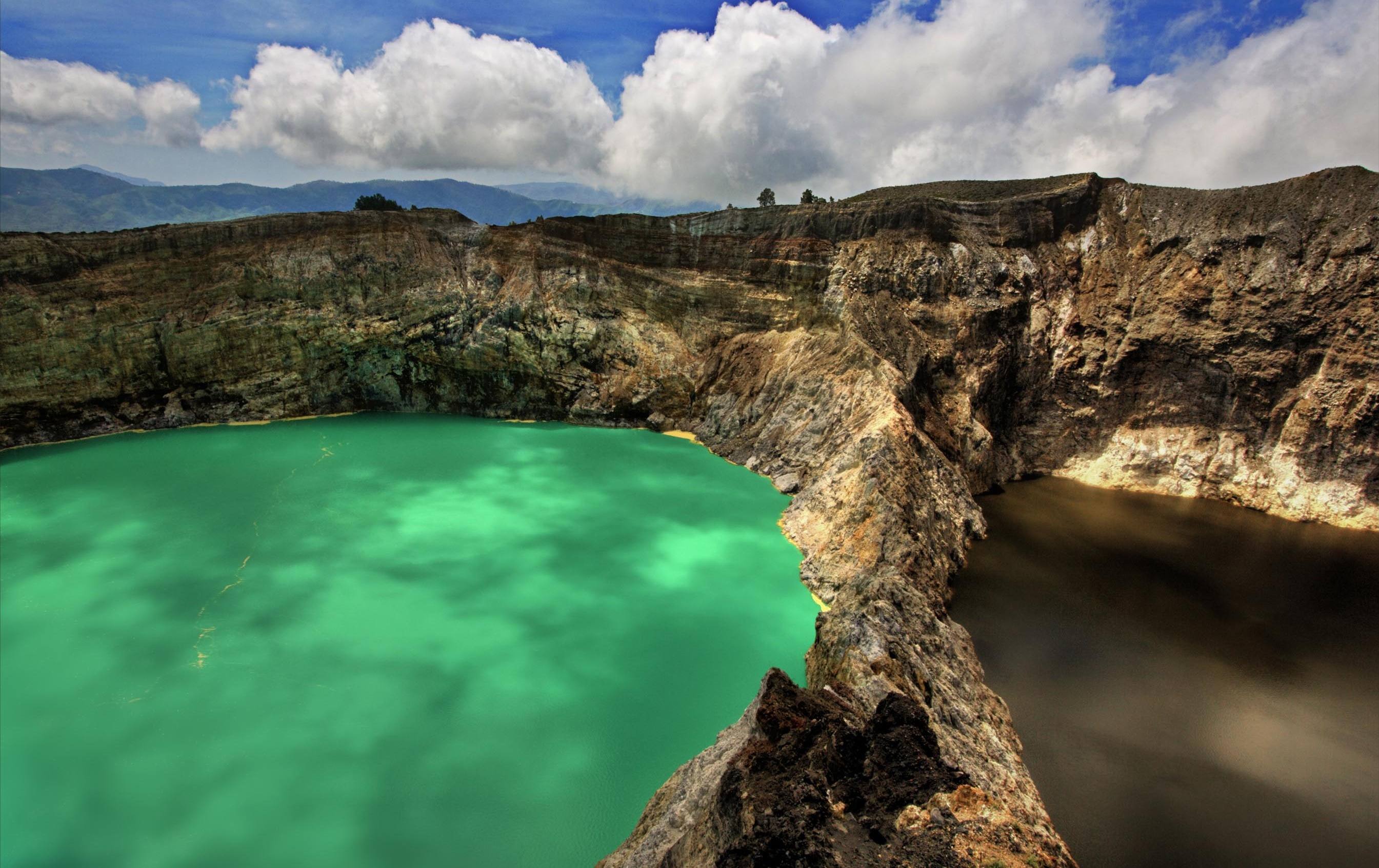 Вулкан Келимуту Индонезия