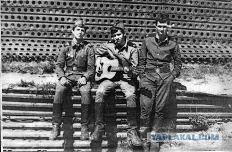 Мужики! Давайте свои фото в армии и сейчас!