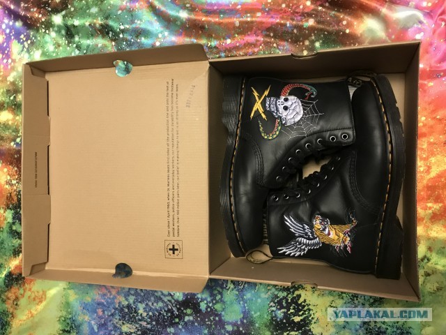 Крутецкие ботинки Dr Martens 1460