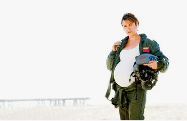 Куда делись девушки — военные пилоты, выпускницы КВВАУЛ