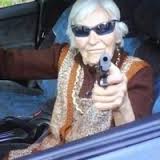 За "Я, девушка, бл*ть!" вступилась.. сестра