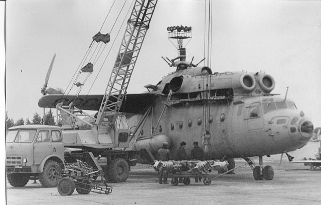 Авиации немного: трудяга вертолет Ми-6