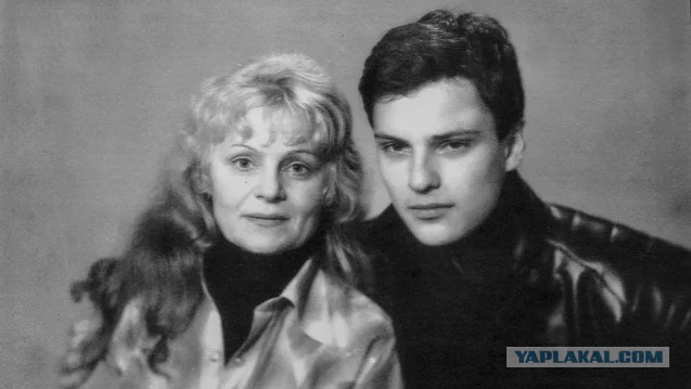 85 лет со дня рождения Ириски