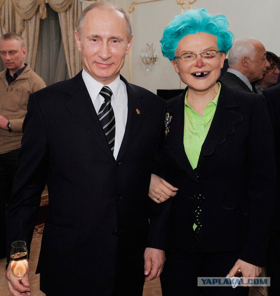 Команда празднует победу