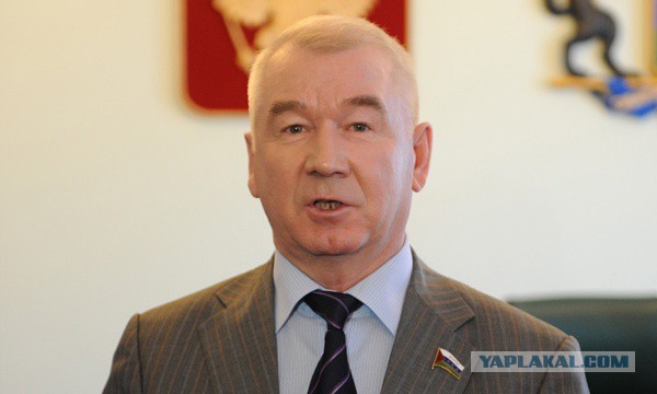 Спикер тюменской думы объяснил зарплату депутатов в 300 тысяч их уникальностью