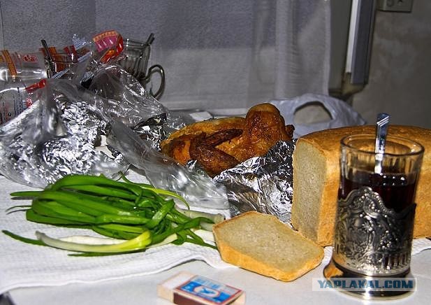 Оставят без обеда: авиакомпании отказываются от питания в полете