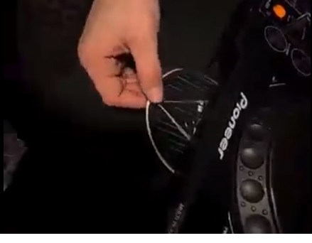 Зумеры украли диск у бати