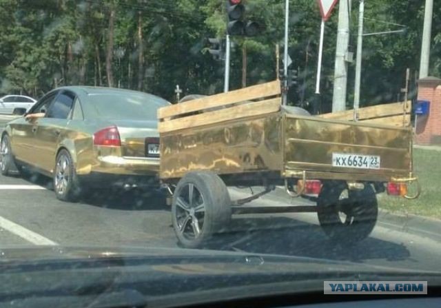 Сын взял и переделал КрАЗ отца. Теперь его называют "Золотой дракон"