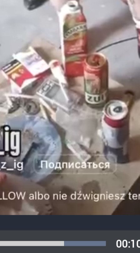 Польский Курва тяжелоатлет пытается поставить рекорд