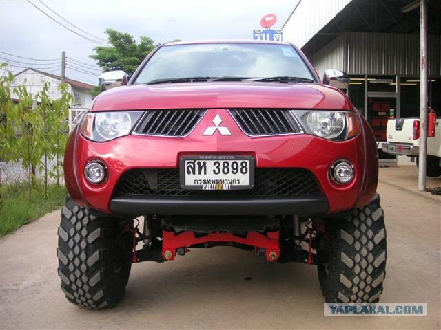 Новый UAZ Patriot - дизайн новый, качество старое