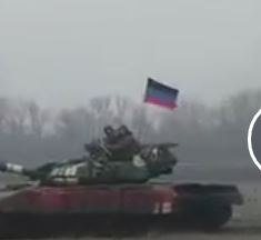 Несколько танков ЛДНР движутся по направлению к Мариуполю