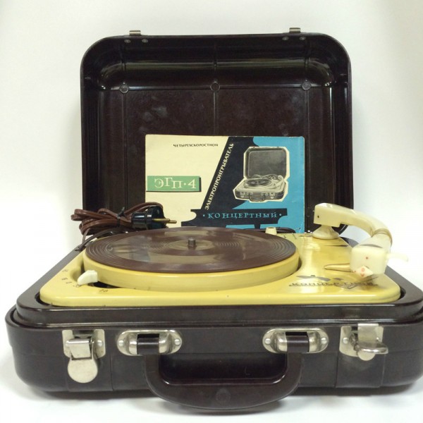 Музыка и музыканты: Paul Di'Anno-«Iron Maiden»