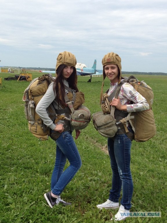 Первый прыжок с парашютом. Перехлест.