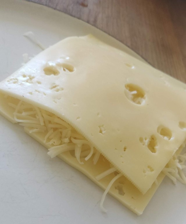 Сыр Маасдам