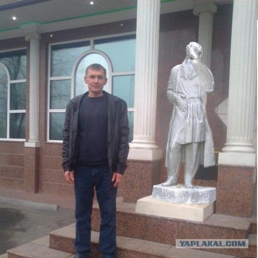 Отфотошопте пожалуйста)))