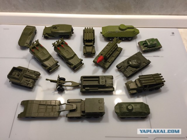 Игрушки из разного детства, когда мир был добрее и веселее!