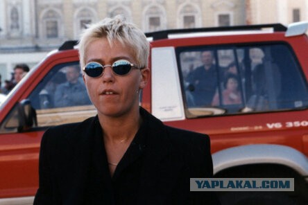 Что стало с главными теле-красавицами 1990-2000-х? Вспоминаем известные лица