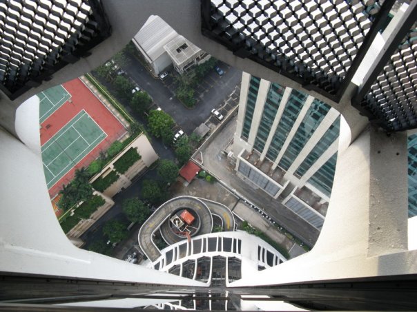 Shanghai Tower (650 meters).
