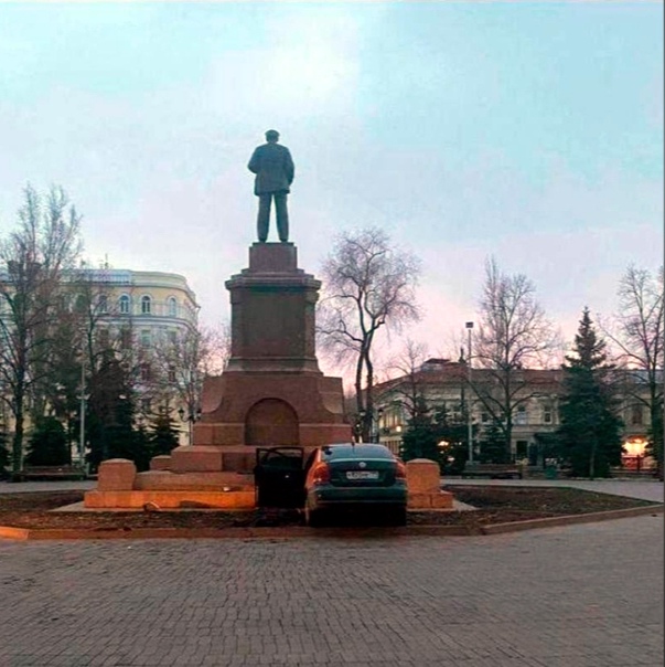 «Саня, я чуть не въехал»