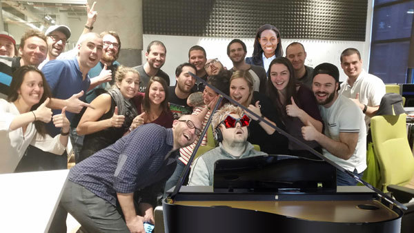 Когда коллега заснул на работе