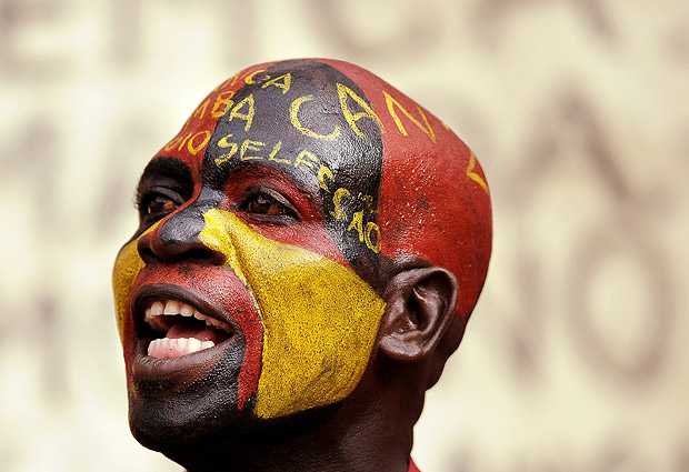 Ангольские болельщики: Африканский колорит