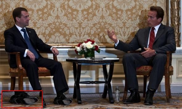 Куда подевался рост Шварцнегера?
