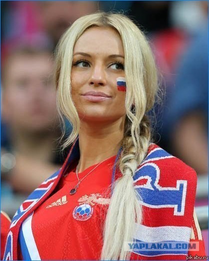 Самые красивые болельщицы хоккейного ЧМ 2015