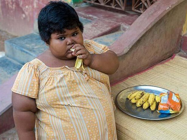 Когда дочка не хочет кушать, а надо...