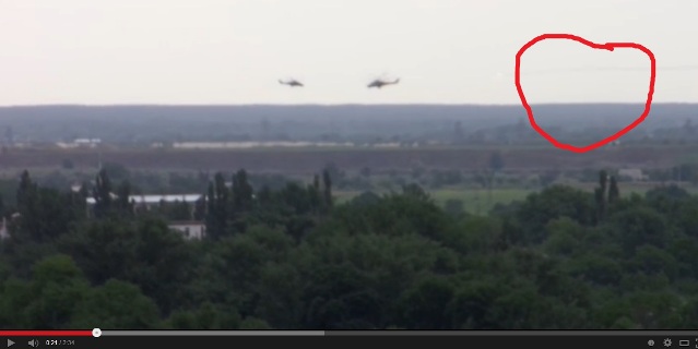 Славянск Боевые вертолеты обстреливают окраины.