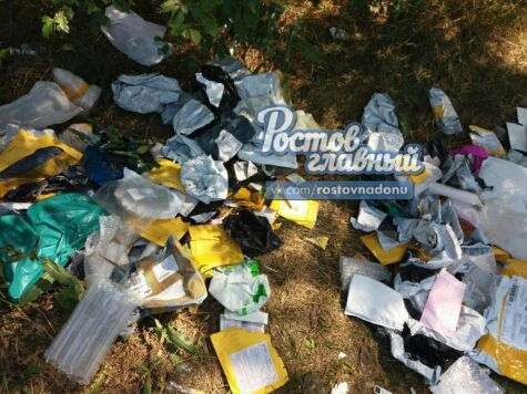 Еще одна свалка упаковок из-под ворованных посылок найдена под Ростовом