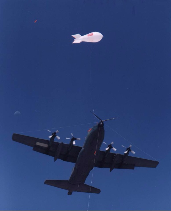 Система воздушной эвакуации “Skyhook” Aeroretriever System.