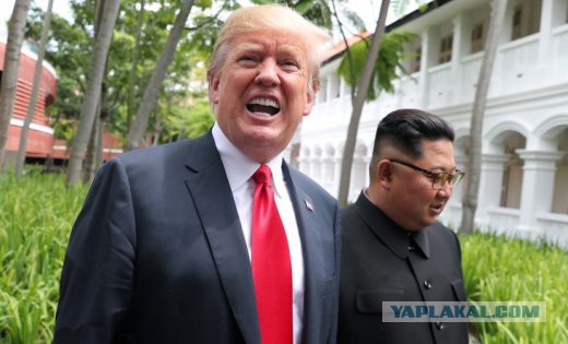 Ким Чен Ын и Дональд Трамп встретились в Сингапуре