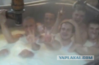 Батька заставил жрать испорченное мясо начальников