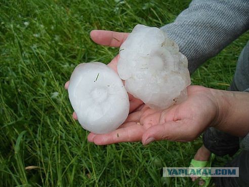 Град «размером с яйцо» на Северном Кавказе