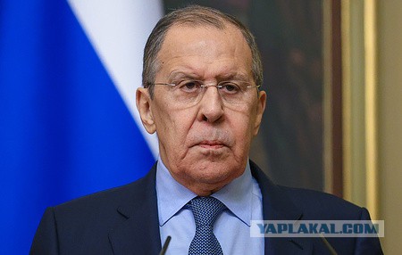 Жители Кемеровской области раскритиковали губернатора и его министров за то, что они намазали себе на лицо уголь