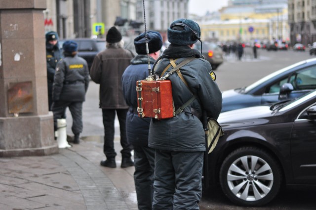 Директор завода поставлял МВД китайские радиостанции под видом российских