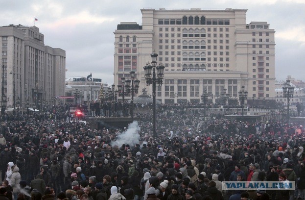 Кавказцы расстреляли бар на улице Ломоносова