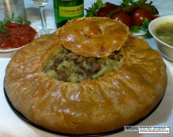 Пирог рыбный, семейный.