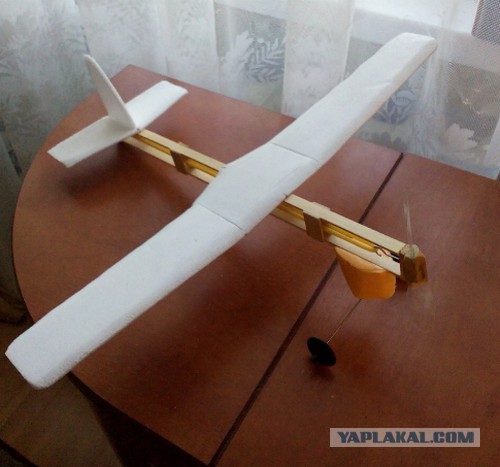 Дворовые "кулибины" и ракета из бутылок