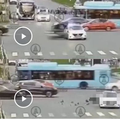 В Петербурге мотоциклист на огромной скорости врезался в полицейскую машину