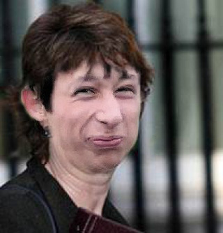 Евросоюз меняет риторику и требует расследований