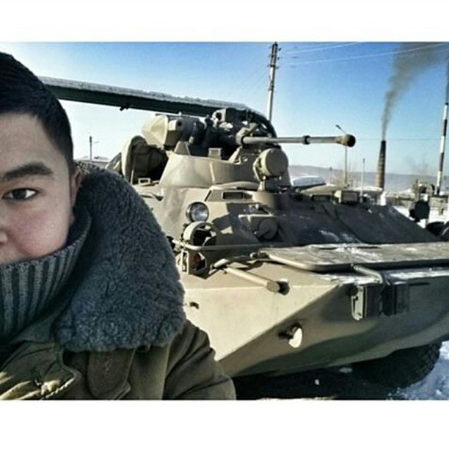 Служба солдат-срочников на фото в Instagram