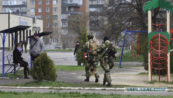 На окраине Славянска началась перестрелка