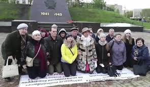 Какую республику СССР Сталин увеличил в три раза за счет территории России