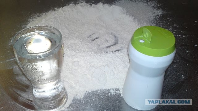 Пятничные посиделки на теплотрассе ©