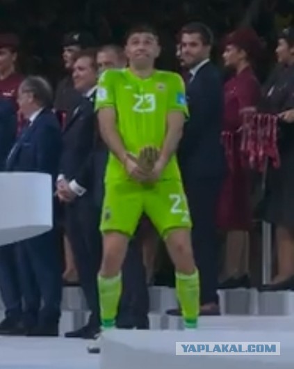 Домой езжай, к бабке под бочек!