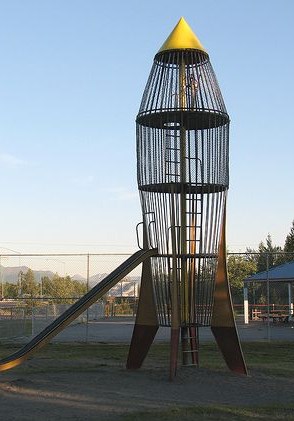 Детские площадки: В Советском Союзе было лучше
