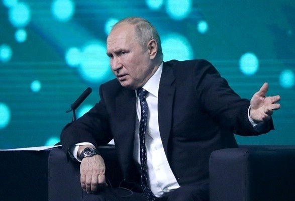 Владимир Путин предложил создать единое хранилище биометрических данных россиян