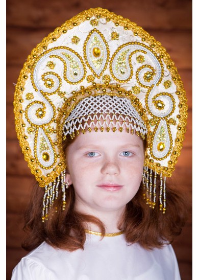 «Если подчиняться этим правилам, то и крест надо запретить»: эксперты раскритиковали запрет носить хиджаб в тюменской школе