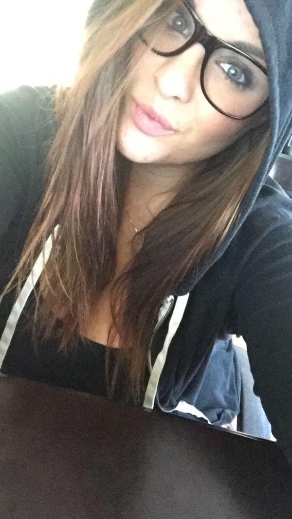 Когда девушкам скучно на работе